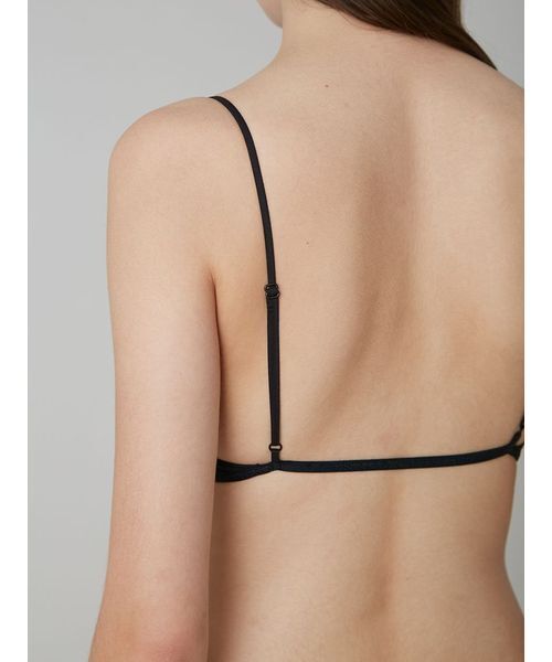UNDERSON UNDERSON（アンダーソン アンダーソン）の「ファッショントライアングルブラ（ブラジャー・レディース・ブラック/ナチュラル・0/1/2）」の9枚目の写真