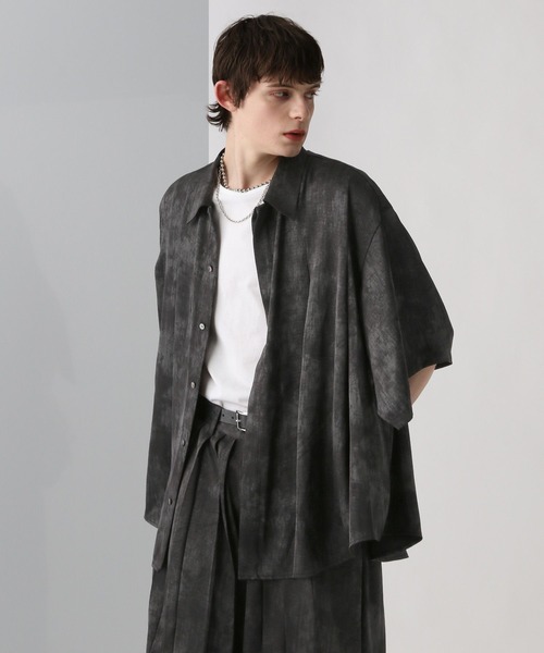 HARE（ハレ）の「【SET UP対応】YOSEポンチョプリーツシャツ(HARE)（シャツ/ブラウス・メンズ・グレー系その他/グレー/ブラック/レッド・FREE）」の12枚目の写真