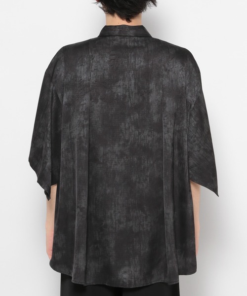 HARE（ハレ）の「【SET UP対応】YOSEポンチョプリーツシャツ(HARE)（シャツ/ブラウス・メンズ・グレー系その他/グレー/ブラック/レッド・FREE）」の22枚目の写真