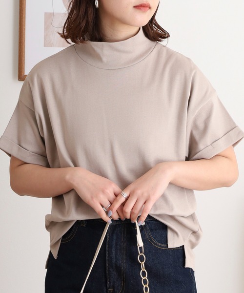 atONE(アットワン)の「ハイネック半袖カットソー(Tシャツ/カットソー・レディース・ネイビー/ブラック/グレイッシュベージュ/チャコールグレー/オフホワイト・M-L/LL~3L/4L~5L)」の4枚目の写真