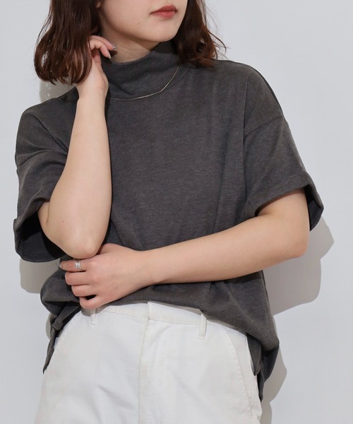 atONE(アットワン)の「ハイネック半袖カットソー(Tシャツ/カットソー・レディース・ネイビー/ブラック/グレイッシュベージュ/チャコールグレー/オフホワイト・M-L/LL~3L/4L~5L)」の14枚目の写真