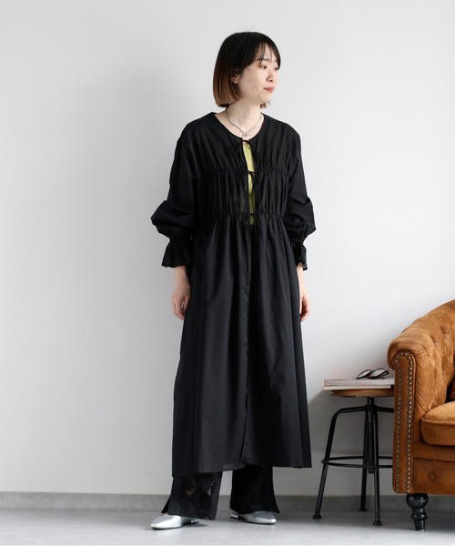cepo(セポ)の「リボンギャザーシアーワンピース(シャツワンピース・レディース・ブラック/オフホワイト/レッド・M)」の11枚目の写真