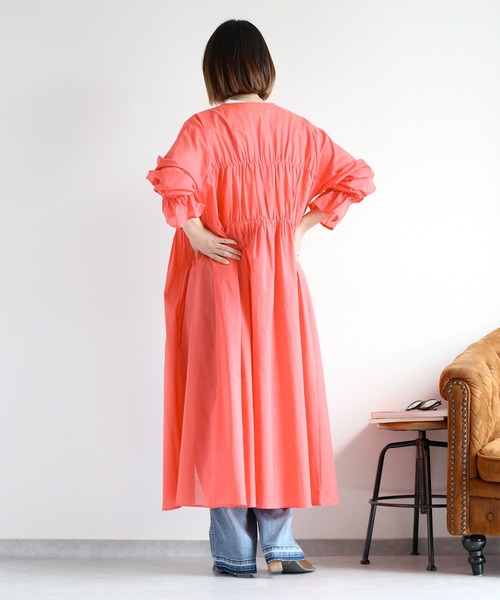 cepo(セポ)の「リボンギャザーシアーワンピース(シャツワンピース・レディース・ブラック/オフホワイト/レッド・M)」の21枚目の写真