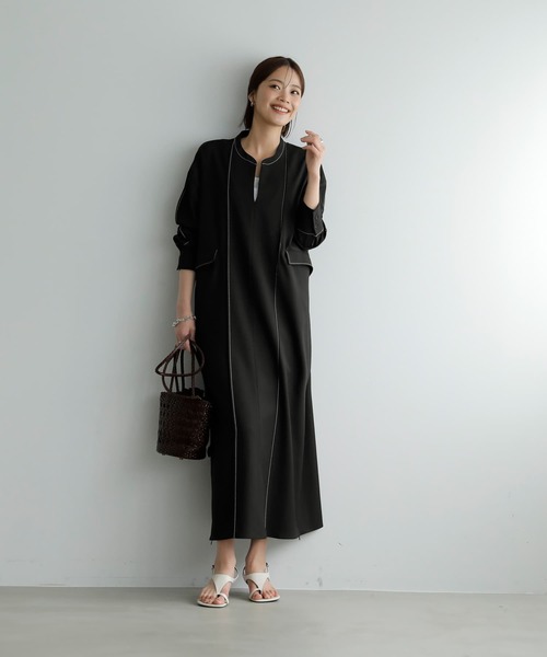 STYLE DELI(スタイルデリ)の「【LUXE】配色ステッチ両裾ファスナーワンピース(ワンピース・レディース・ホワイト/ブラック・2/1)」の2枚目の写真
