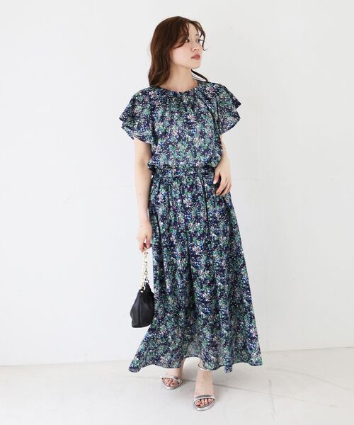 le.coeur blanc（ルクールブラン）の「《手洗い可能》フラワープリントギャザーフレアスカート（スカート・レディース・ベージュ系その他3/ブルー系その他4・38）」の9枚目の写真