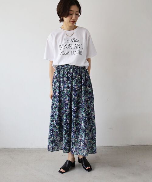 le.coeur blanc（ルクールブラン）の「《手洗い可能》フラワープリントギャザーフレアスカート（スカート・レディース・ベージュ系その他3/ブルー系その他4・38）」の10枚目の写真