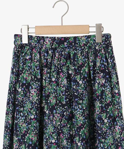 le.coeur blanc（ルクールブラン）の「《手洗い可能》フラワープリントギャザーフレアスカート（スカート・レディース・ベージュ系その他3/ブルー系その他4・38）」の15枚目の写真