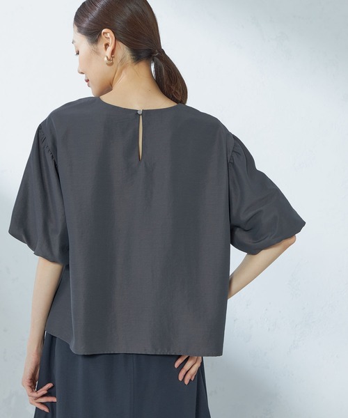 GALLORIA（ギャローリア）の「袖バルーンブラウス（シャツ/ブラウス・レディース・ベージュ/チャコールグレー/ライトブルー・LL/S/M/L）」の5枚目の写真