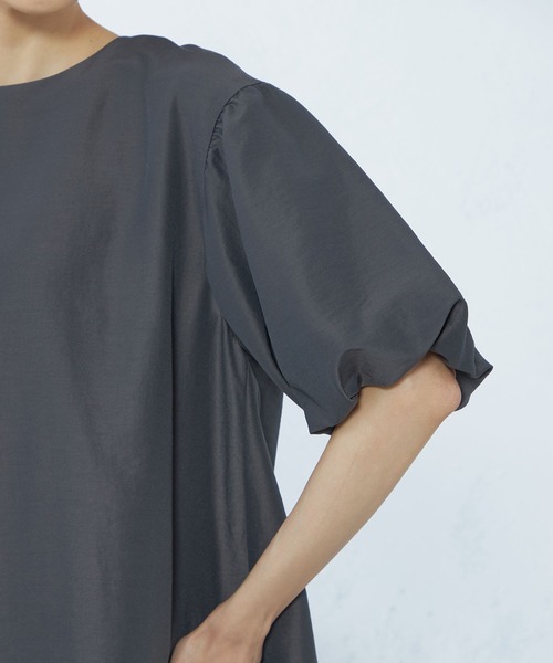 GALLORIA（ギャローリア）の「袖バルーンブラウス（シャツ/ブラウス・レディース・ベージュ/チャコールグレー/ライトブルー・LL/S/M/L）」の6枚目の写真