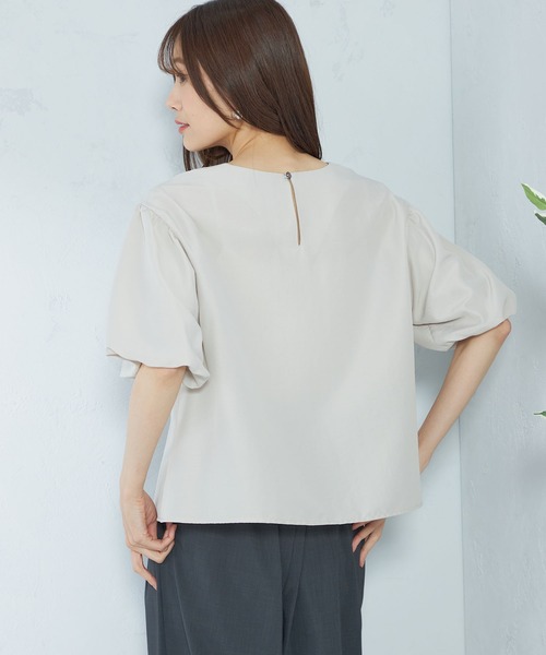 GALLORIA（ギャローリア）の「袖バルーンブラウス（シャツ/ブラウス・レディース・ベージュ/チャコールグレー/ライトブルー・LL/S/M/L）」の9枚目の写真