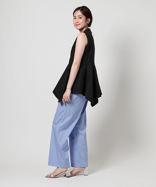 UNITED ARROWS(ユナイテッドアローズ)の「ペプラム ノースリーブ ブラウス(シャツ/ブラウス・レディース・ホワイト/ブラック・FREE)」の19枚目の写真