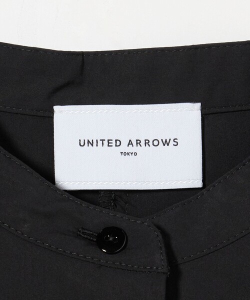 UNITED ARROWS(ユナイテッドアローズ)の「ペプラム ノースリーブ ブラウス(シャツ/ブラウス・レディース・ホワイト/ブラック・FREE)」の4枚目の写真