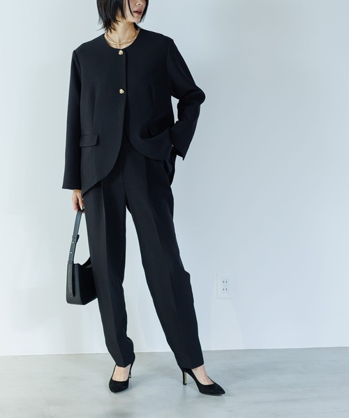 URBAN RESEARCH ROSSO WOMEN(アーバンリサーチ ロッソ)の「CHIGNON テーパードパンツ(その他パンツ・レディース・ベージュ系その他・38)」の3枚目の写真