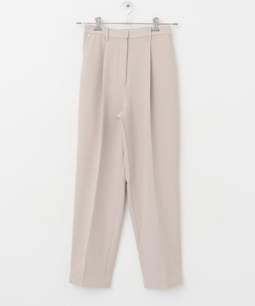 URBAN RESEARCH ROSSO WOMEN(アーバンリサーチ ロッソ)の「CHIGNON テーパードパンツ(その他パンツ・レディース・ベージュ系その他・38)」の6枚目の写真
