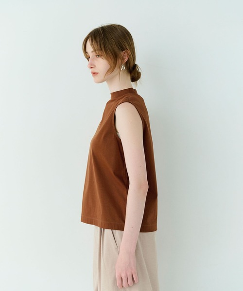 N.O.R.C（ノーク）の「ハイネックノースリーブT【クールスムース】（Tシャツ/カットソー・レディース・ブラック/オフホワイト/チャコールグレー/ブラウン・フリー）」の15枚目の写真