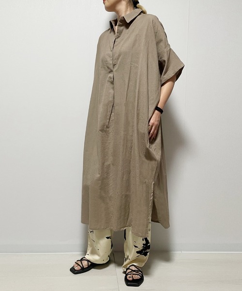 Fizz（フィズ）の「【Fizz/フィズ】　綿麻スキッパーシャツワンピース（シャツワンピース・レディース・グレイッシュベージュ/ブラック/ダークブルー/カーキ・M）」の15枚目の写真