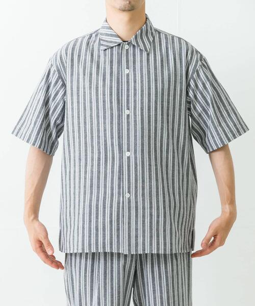 URBAN RESEARCH（アーバンリサーチ）の「オープンカラーストライプシャツ（シャツ/ブラウス・メンズ・ブラック/ブラウン系その他・MEDIUM/LARGE）」の9枚目の写真