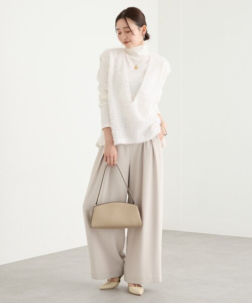 RIVE DROITE(リヴドロワ)の「【新色追加/着映え】フェザーチュールベスト(ベスト・レディース・オフホワイト/ブラック/ベージュ・FREE)」の5枚目の写真