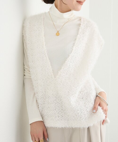 RIVE DROITE(リヴドロワ)の「【新色追加/着映え】フェザーチュールベスト(ベスト・レディース・オフホワイト/ブラック/ベージュ・FREE)」の13枚目の写真