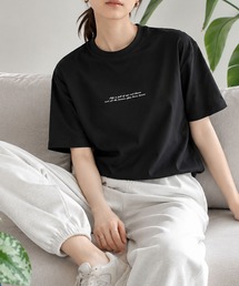 カジュアルに抜け感を演出◎着用感ゆったり! フロントロゴ半袖Tシャツ