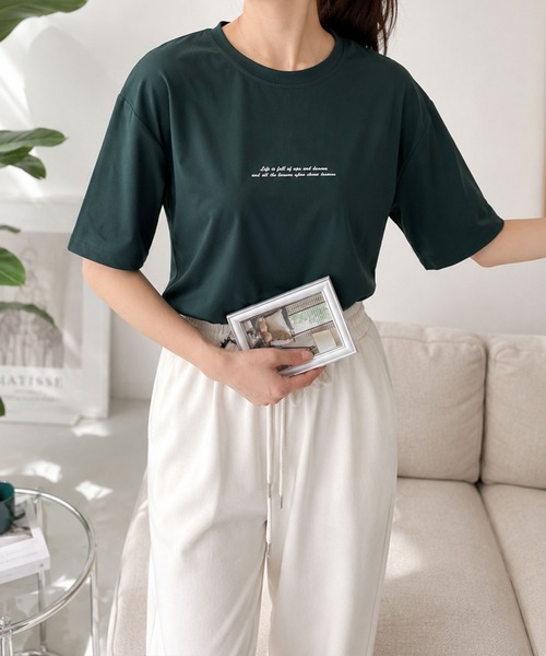 Dewlily(デューリリー)の「カジュアルに抜け感を演出◎着用感ゆったり! フロントロゴ半袖Tシャツ(Tシャツ/カットソー・レディース・ブラック/オレンジ/グリーン/ホワイト・XL/S/M/L)」の21枚目の写真