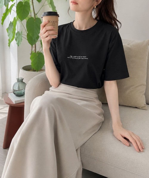 Dewlily(デューリリー)の「カジュアルに抜け感を演出◎着用感ゆったり! フロントロゴ半袖Tシャツ(Tシャツ/カットソー・レディース・ブラック/オレンジ/グリーン/ホワイト・XL/S/M/L)」の16枚目の写真