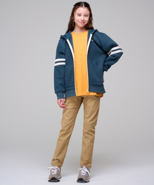 KRIFF MAYER Kid's Collection（クリフメイヤーキッズコレクション）の「【裏起毛】あたたか袖ラインパーカー（パーカー・キッズ・オフホワイト/グレー/ネイビー/イエロー/チャコール・160/150/140/130/120/170）」の9枚目の写真