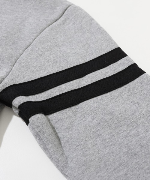 KRIFF MAYER Kid's Collection（クリフメイヤーキッズコレクション）の「【裏起毛】あたたか袖ラインパーカー（パーカー・キッズ・オフホワイト/グレー/ネイビー/イエロー/チャコール・160/150/140/130/120/170）」の16枚目の写真