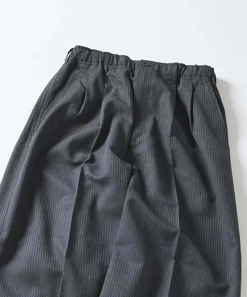 JOURNAL STANDARD J.S HOMESTEAD（ジャーナルスタンダードホームステッド）の「J.S.Homestead / T/R/W ヘリンボーン インフレーション スラックス（スラックス・メンズ・ライトグレー/ブラック・MEDIUM/LARGE）」の9枚目の写真