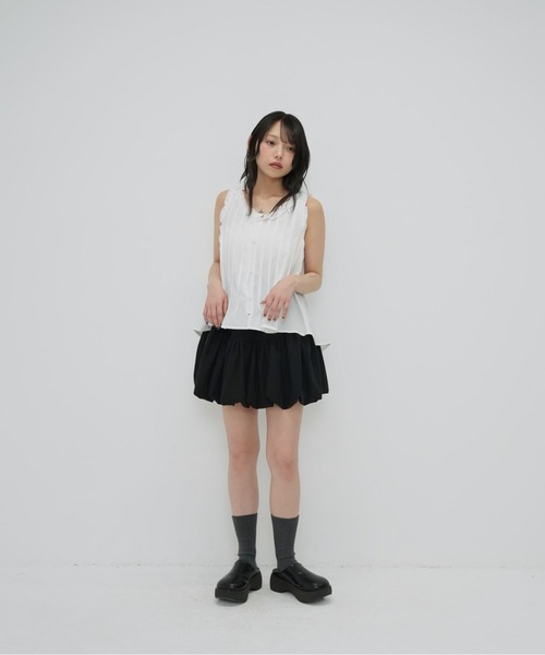 Enewd nina（エニュードニーナ）の「フリル フレア ノースリーブ　ブラウス（シャツ/ブラウス・レディース・ホワイト/ホワイト×ブラック・FREE）」の15枚目の写真