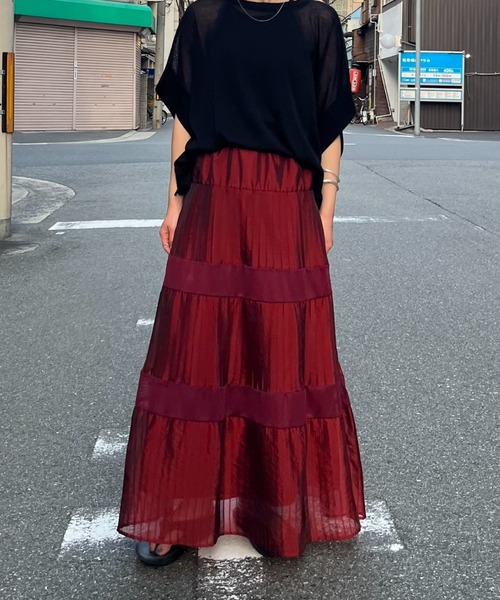 terrace(テラス)の「シアータックプリーツメッシュティアードスカート(スカート・レディース・ダークグリーン/ワイン/ブラック・MEDIUM)」の1枚目の写真