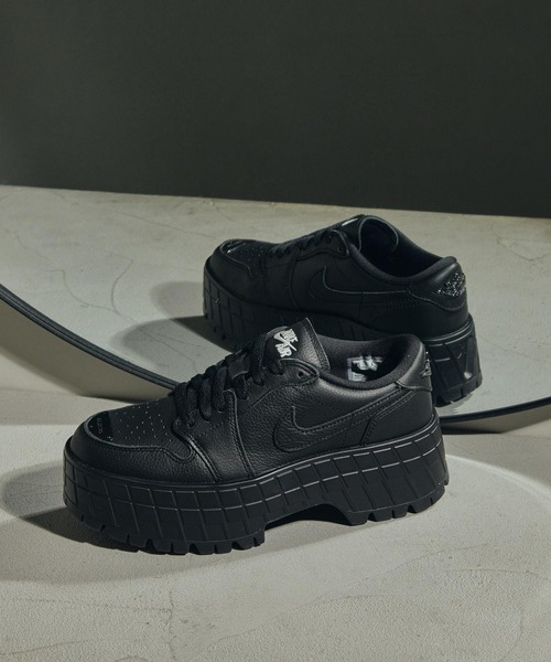 NIKE エアジョーダン1 ブルックリン ブラック 26.5 Nike Women's Air Jordan 1 Brooklyn 