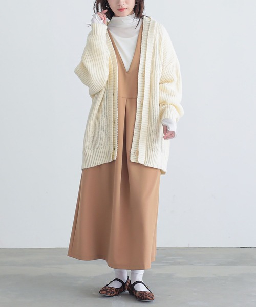 n'OrLABEL（ノアールレーベル）の「『シアー指穴スタンドネックカットソー』（Tシャツ/カットソー・レディース・ラベンダー/ブラック系その他/オフホワイト/ボルドー/ブルーグリーン・2/1）」の17枚目の写真