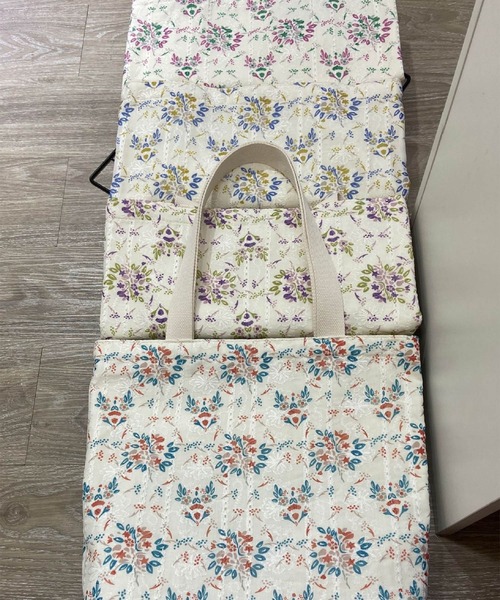 aimoha(アイモハ)の「フラワー刺繍キャンバストートバッグ(トートバッグ・レディース・ブルー/ローズ/オレンジ/パープル・FREE)」の13枚目の写真