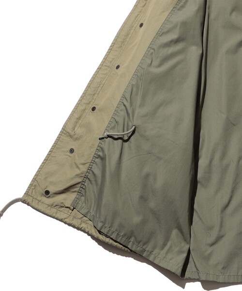 BEAMS PLUS（ビームスプラス）の「コットン ナイロン オックスフォード ミリタリー フィールド ジャケット（ブルゾン・メンズ・ネイビー/オリーブ・M/S/XL/L）」の9枚目の写真
