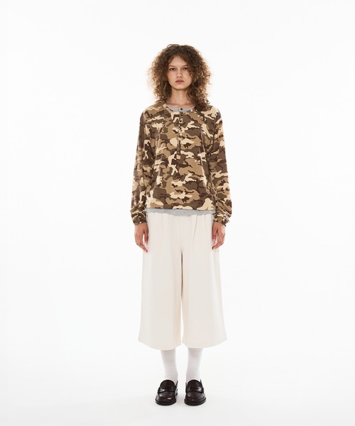 WISH FOR EVER(ウィッシュフォーエバー)の「CAMO DESIGN DOCKING HENRY NECK LONG SLEEVE PULLOVER / カモデザインドッキングヘンリーネックロングスリーブプルオーバー(Tシャツ/カットソー・メンズ・グリーン/ブラウン/ブルー・MEDIUM/SMALL/LARGE)」の4枚目の写真