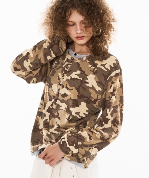 WISH FOR EVER(ウィッシュフォーエバー)の「CAMO DESIGN DOCKING HENRY NECK LONG SLEEVE PULLOVER / カモデザインドッキングヘンリーネックロングスリーブプルオーバー(Tシャツ/カットソー・メンズ・グリーン/ブラウン/ブルー・MEDIUM/SMALL/LARGE)」の11枚目の写真
