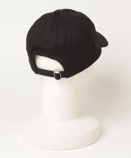 Calvin Klein(カルバン・クライン)の「【Calvin Klein/カルバンクライン】LARGE MONOGRAM EBBROIDERY BASEBALL CAP/ビッグ刺繍ロゴ コットンツイルキャップ(キャップ・メンズ・オフホワイト/ブラック/ブラウン系・FREE/ONE SIZE)」の4枚目の写真
