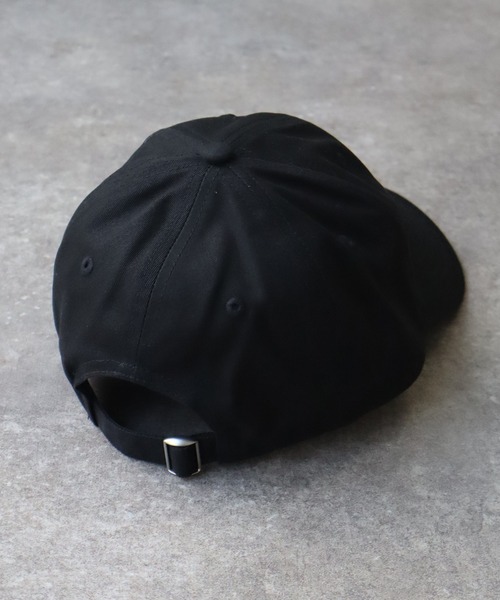 Calvin Klein(カルバン・クライン)の「【Calvin Klein/カルバンクライン】LARGE MONOGRAM EBBROIDERY BASEBALL CAP/ビッグ刺繍ロゴ コットンツイルキャップ(キャップ・メンズ・オフホワイト/ブラック/ブラウン系・FREE/ONE SIZE)」の13枚目の写真
