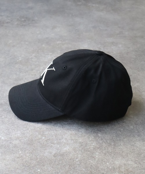 Calvin Klein(カルバン・クライン)の「【Calvin Klein/カルバンクライン】LARGE MONOGRAM EBBROIDERY BASEBALL CAP/ビッグ刺繍ロゴ コットンツイルキャップ(キャップ・メンズ・オフホワイト/ブラック/ブラウン系・FREE/ONE SIZE)」の15枚目の写真