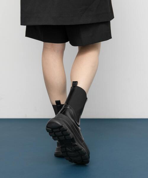 KBF（ケイビーエフ）の「サイドゴアスニーカーブーツ（ブーツ・レディース・ブラック・38/37/36）」の10枚目の写真