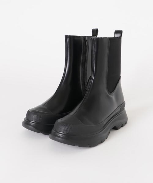 KBF（ケイビーエフ）の「サイドゴアスニーカーブーツ（ブーツ・レディース・ブラック・38/37/36）」の7枚目の写真