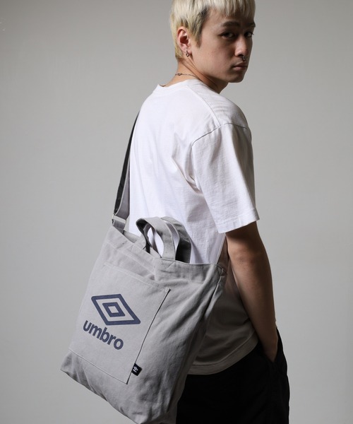 UMBRO(アンブロ)の「umbro 2WAYトートバッグ(トートバッグ・メンズ・グレー/ブラック/アイボリー・FREE)」の18枚目の写真