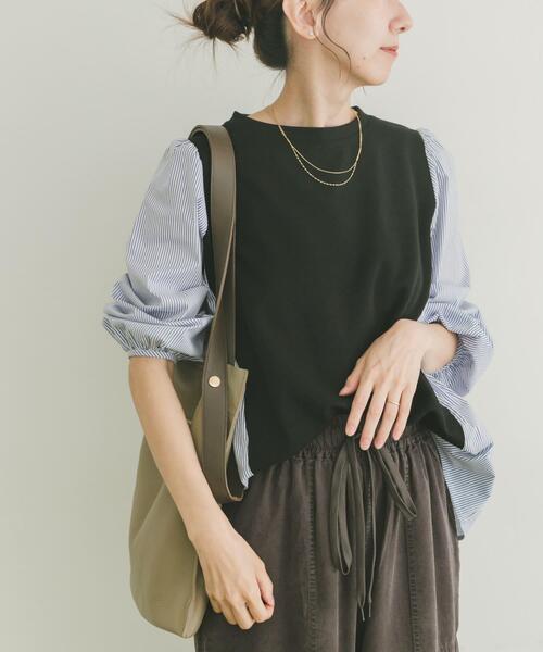 ITEMS URBANRESEARCH（アイテムズ アーバンリサーチ）の「フハクキリカエプルオーバー（Tシャツ/カットソー・レディース・ベージュ/ブラック/ネイビー・FREE）」の2枚目の写真