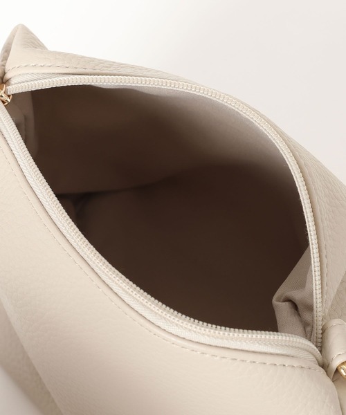 GLOBAL WORK（グローバルワーク）の「スペ軽変形5WAYBAG/580783（トートバッグ・レディース・ベージュ系2/ブラック系/シルバー/ブラック系9/アイボリー系7・ONE SIZE）」の6枚目の写真