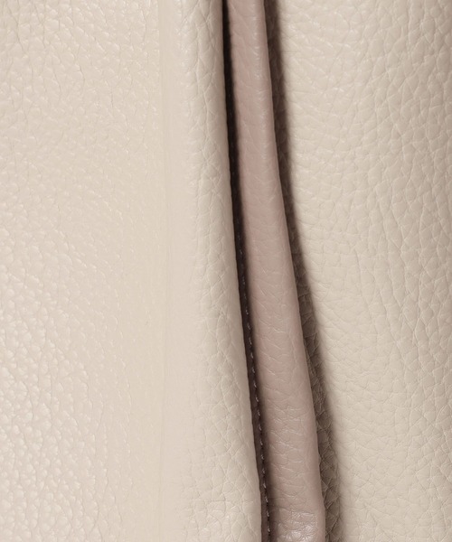 GLOBAL WORK（グローバルワーク）の「スペ軽変形5WAYBAG/580783（トートバッグ・レディース・ベージュ系2/ブラック系/シルバー/ブラック系9/アイボリー系7・ONE SIZE）」の16枚目の写真