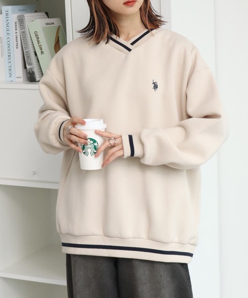 U.S. POLO ASSN.（ユーエスポロアッスン）の「【U.S. POLO ASSN./ユーエスポロアッスン】ロゴ刺繍 Vネック リブライン プルオーバー スウェット トレーナー（スウェット・レディース・アイボリー/スミクロ/ネイビー・L/LL/M）」の6枚目の写真