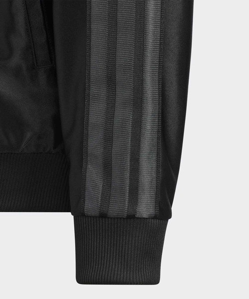 adidas（アディダス）の「STADIUM GOLD ルーズフィット トリコット ウォームアップ ジャケット キッズ / ジャージ / アディダス adidas（ジャージ・キッズ・ブラック×ゴールド/ブラック×ブラック/ホワイト・120/130/140/150/160）」の7枚目の写真