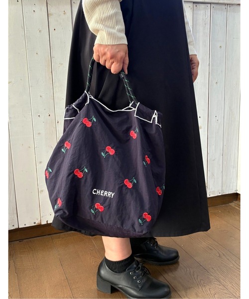 MAZEMAZE（マゼマゼ）の「8begin bag(Sサイズ)（トートバッグ・レディース・ネイビー/マスタード/キナリ/ブルー系その他/ベージュ/ブラウン/ピンク/ダークブラウン/ベージュ系その他/アイボリー/ブラック/グレー系その他/ベビーピンク/ブルー/グレー/ライトブラウン・FREE）」の12枚目の写真