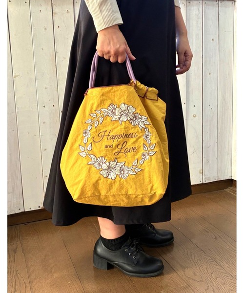 MAZEMAZE（マゼマゼ）の「8begin bag(Sサイズ)（トートバッグ・レディース・ネイビー/マスタード/キナリ/ブルー系その他/ベージュ/ブラウン/ピンク/ダークブラウン/ベージュ系その他/アイボリー/ブラック/グレー系その他/ベビーピンク/ブルー/グレー/ライトブラウン・FREE）」の15枚目の写真